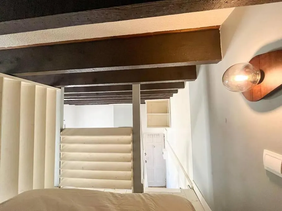 Suite Bertone Lyon France